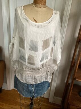 Lightweight White Sheer 100% Silk Top. Two layers under layer cotton.